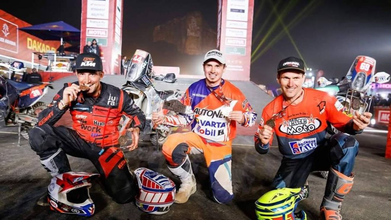 Performanță fabuloasă pentru Emanuel Gyenes la Raliul Dakar! A câștigat etapa și a devenit primul român care primește distincția de "Legend"! Pe ce loc a terminat la general