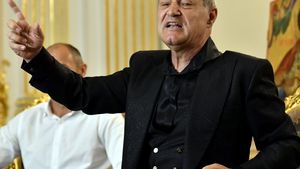 Gigi Becali, răspuns pentru oficialii din Liga 1 care cer ca FCSB să stea în carantină. „Nu i-a dus capul să studieze bine legea! Vor avea o mare surpriză!” | EXCLUSIV