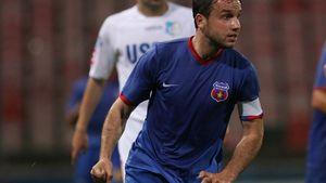 Paraschiv: "Mizez pe Steaua la fazele fixe"