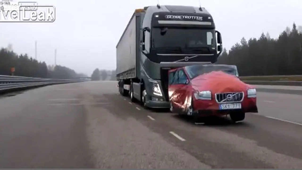 VIDEO IREAL Volvo sfidează legile fizicii!** Suedezii au scos sistemul de frânare care nu te lasă să faci accident: un TIR e oprit în numai câțiva metri