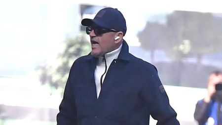 „A venit cu un portbagaj plin de bani: «Băi, Adriane, ajută-mă și pe mini»”. Mititelu a recunoscut blatul care i-a fost propus în etapa celebrei „Valize” din lupta între Steaua și CFR: „Am avut 99 de apeluri nepreluate. Kovacs a făcut apoi japcă”