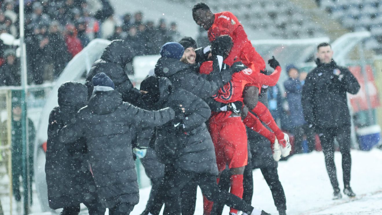 Iarna e cu noi: la ce temperatură se joacă FCSB - PAOK și cât va ninge până la ora partidei din Europa League! „Va fi un șoc în mod clar pentru greci”. EXCLUSIV