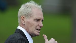 Gazza revine în iarbă!