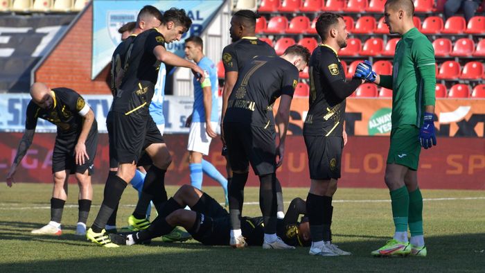 Un club din Liga 1, datorii imense! „Se pregătesc de insolvență, faliment!” + Care sunt echipele fără griji financiare