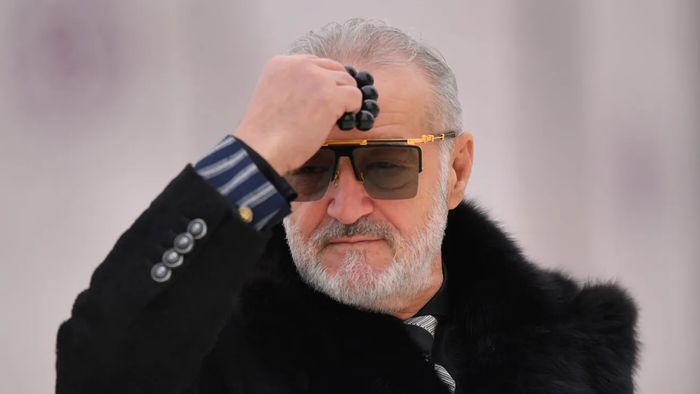 „La Rapid vine șina de tren!” De ce fuge Gigi Becali de Giulești