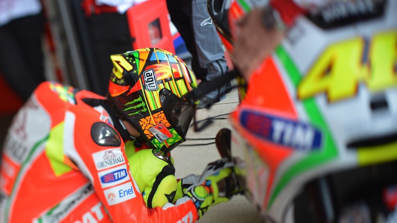Final pentru Pedrosa! HAOS și incidente la Misano, Lorenzo și Rossi termină pe primele două locuri
