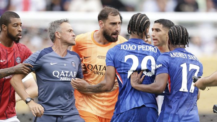 Francezii l-au pus la zid pe Luis Enrique, după ce l-a lovit pe Joao Pedro: „Gest dezgustător!”