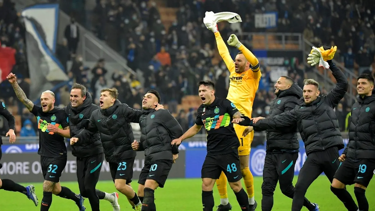 Inter îi administrează prima înfrângere lui Napoli, în derby-ul etapei din Serie A. Se aprinde lupta în fruntea clasamentului