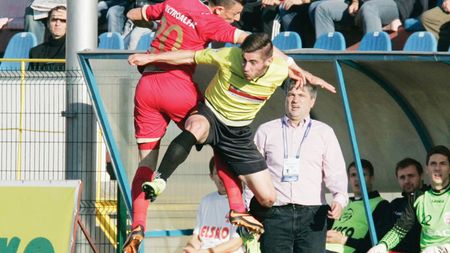 Intră banii, vin și victoriile