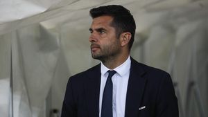 Nicolae Dică, discurs aiuritor după ce FCSB a primit, din nou, 5 goluri cu Silkeborg: „Dacă reușeam să facem 2-1, poate că era altceva!”. Ce spune despre demisie