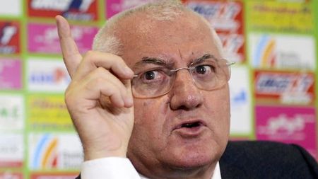 Dumitru Dragomir a găsit „buba” naționalei României! „Dacă stai așa, se alege praful" + „N-am prea văzut bine meciul, era ceață la mine în cap!”