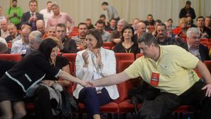 EXCLUSIV | Informații crunte din interiorul handbalului românesc. Președintele Alexandru Dedu a câștigat alegerile din 2018 la un vot, după ce a „vândut” o mare minciună Adunării Generale!