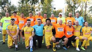 Nume uriașe ale fotbalului românesc luptă pentru fiul lui Kamara