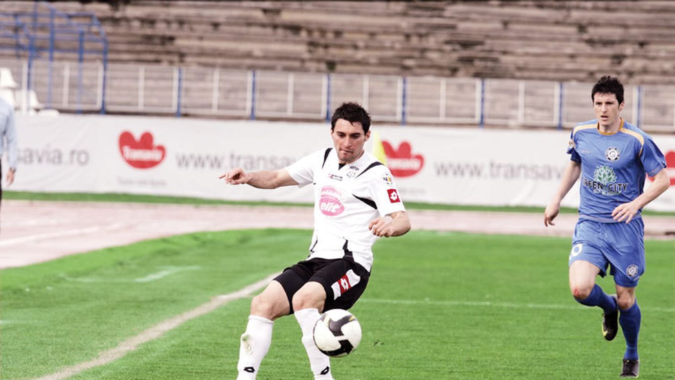 Bucurică, dorit de Steaua!**