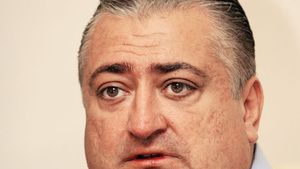 "S-au vândut doar 5000 de pachete! Așteptăm 15.000 - 20.000 de spectatori!"