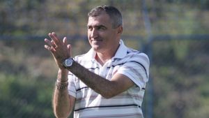 "N-ați vrea să știți ce le-am zis jucătorilor la pauză!"**