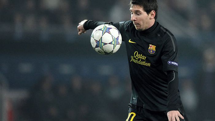 VIDEO Messi și Neymar se luptă cu o femeie pentru "Golul anului"!