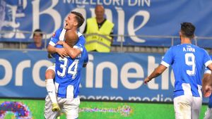 Revenire de marcă în Bănie. Brazilianul adulat de fanii Universităţii Craiova a ajuns pe „Ion Oblemenco” şi va fi la meciul din Conference League cu Mainz