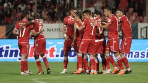 "Nu sunt emotiv, pentru mine fotbalul se joacă cu zâmbetul pe buze". Discursul lui Denis Ciobotariu după debutul în Liga 1