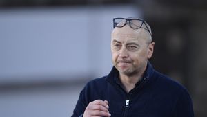 Florin Prunea, surprins de demiterea lui Leo Grozavu: „Cred că au fost probleme în vestiar! Dacă eram la Dinamo, pe el îl puneam” | EXCLUSIV ProSport Live