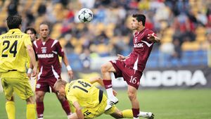 Cesinha out, intră Herea