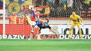 I-a dat gol lui Dinamo din "foarfecă" și putea ajunge pe 5000 euro la Rapid! **Încă o țeapă 'marcă înregistrată'