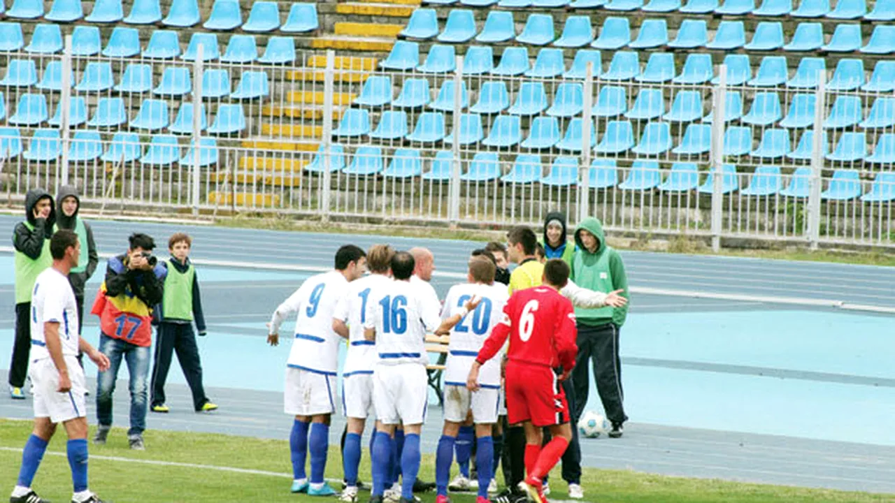 Legea o fac fotbaliștii!** Patronul Farului spune că în ligile mici jucătorii aranjează meciuri pe la spatele șefilor: 