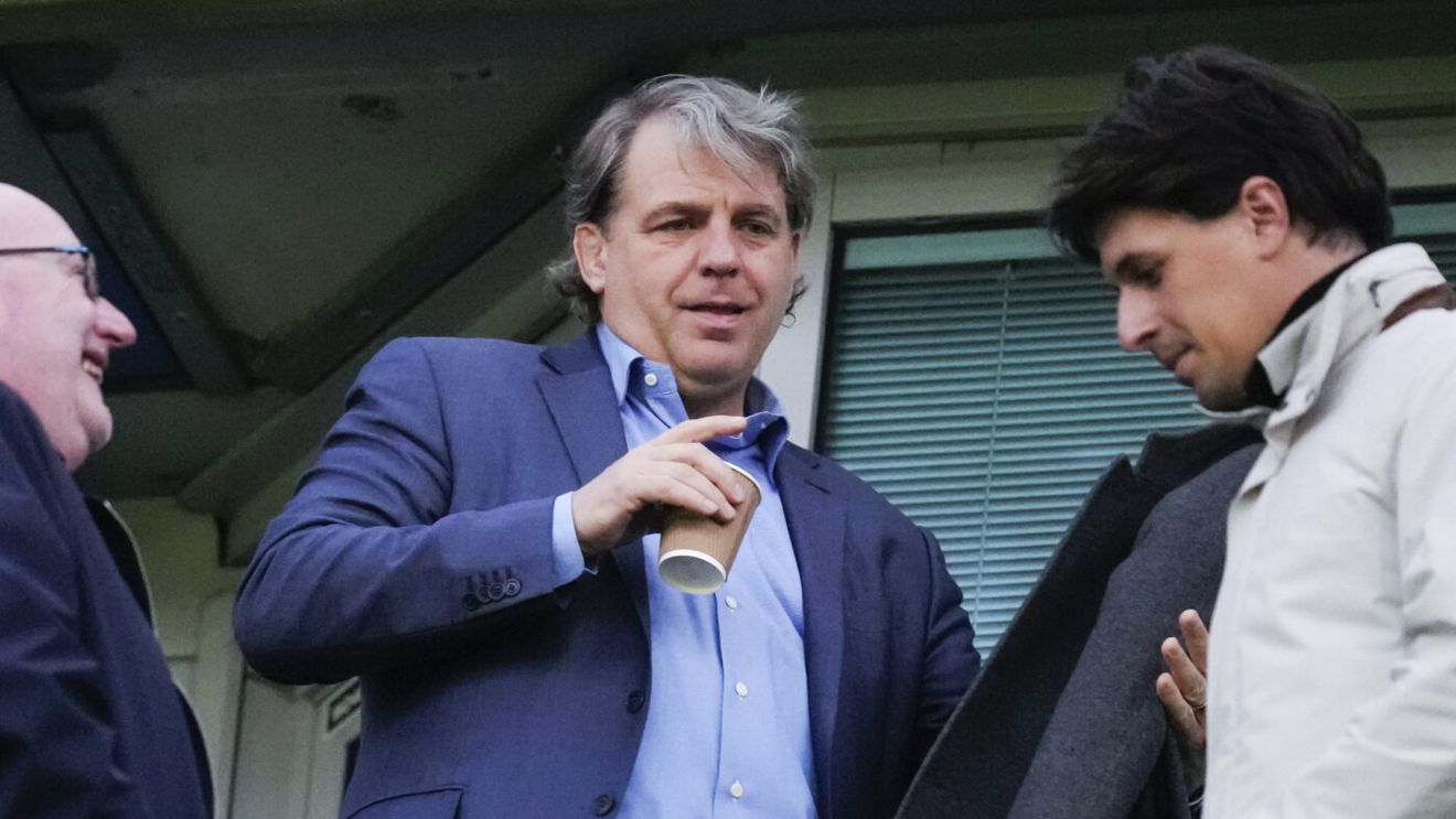 Roman Abramovici e mic copil pe lângă Todd Boehly! Americanul cumpără un alt club fabulos al Europei, pe care îl va face pepiniera lui Chelsea Londra