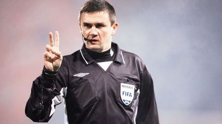 Cristi Balaj împarte dreptatea la derby-ul Ardealului!** Ți se pare corectă delegarea?