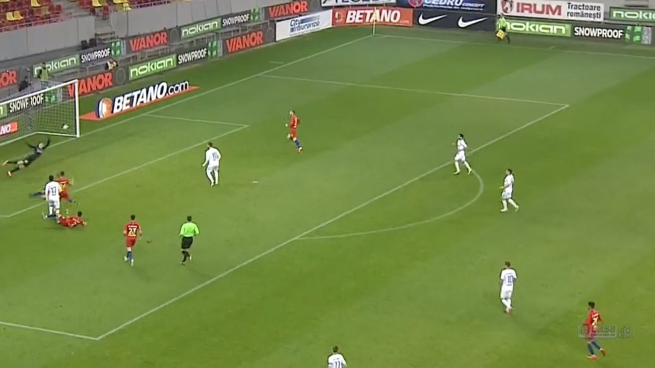 Cu așa ceva te întâlnești mai rar! Ștefan Baiaram, ratarea sezonului cu FCSB! Mingea a lovit ambele bare ale porții lui Andrei Vlad | FOTO