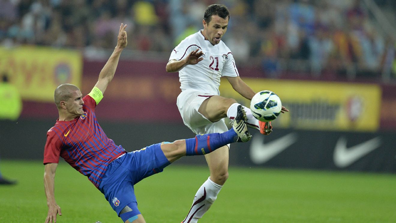 Decăderea unui idol. Alex Bourceanu în perioada lui Reghecampf:  "Mister, vreau să joc pentru că altfel îmi ies din ritm". Același jucător, altă atitudine cu Gâlcă: "Sunt obosit, nu mă simt în stare să evoluez". Didi Prodan: "Cine ești tu, Bourcene?"