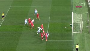 Cel mai slab de pe teren! "Filmul" meciului de coșmar al omului care trebuia să aducă echilibrul în jocul FCSB