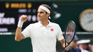 Roger Federer, spectacol total la Wimbledon! Elvețianul e pentru a 18-a oară în sferturi. Sârbul Novak Djokovic, de neoprit  | VIDEO