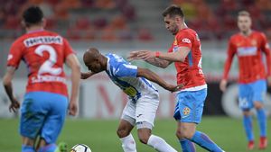 Patron, selecționer și "specialist" care se contrazice. Marți i-l propunea lui Contra, acum e OUT din echipa FCSB-ului: "Fuge de minge, e fricos, nu mai joacă". Încă o "reușită" a lui Becali