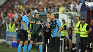 Arbitrii, antrenorii și căpitanii din Liga 1, față în față. Planul propus de FRF pentru a stopa incidentele