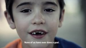 VIDEO Esența fotbalului! N-au dat niciodată gol, dar sunt fericiți!** Cât de lung e drumul de la 'Era să înscriem, dar a fost ofsaid' la 'plânge Torje'