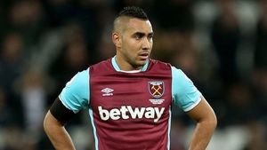 Dimitri Payet, înapoi în Premier League? Presa din Anglia face anunțul