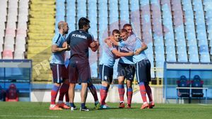 Gâlcă: "Sper să marcăm multe goluri". Steaua are o singură problemă înaintea turului cu Ludogoreț: Tănase e accidentat și nu va juca