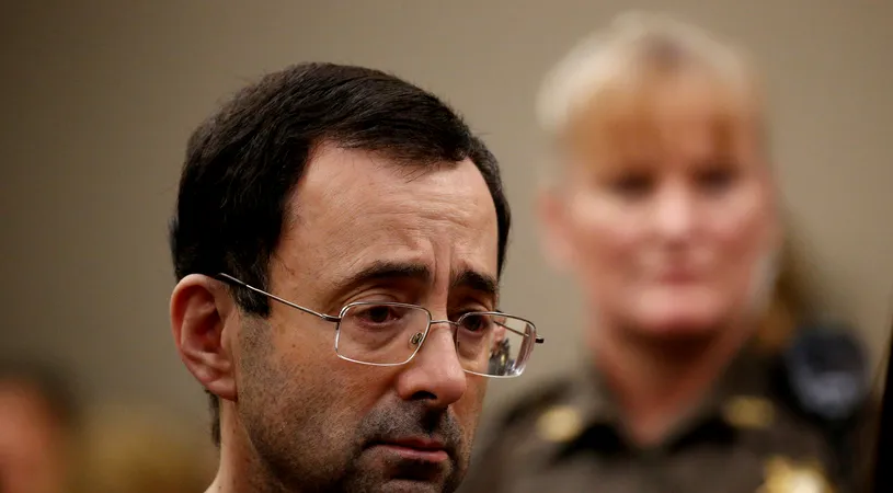 Larry Nassar, bestia care a agresat sexual sute de sportive, a fost bătut în închisoare! A cerut de urgență să fie mutat într-un alt penitenciar