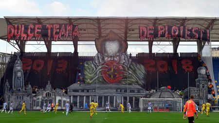 "Dulce teamă de Ploiești". Scenografie impresionantă afișată de galeria Petrolului la ultimul meci