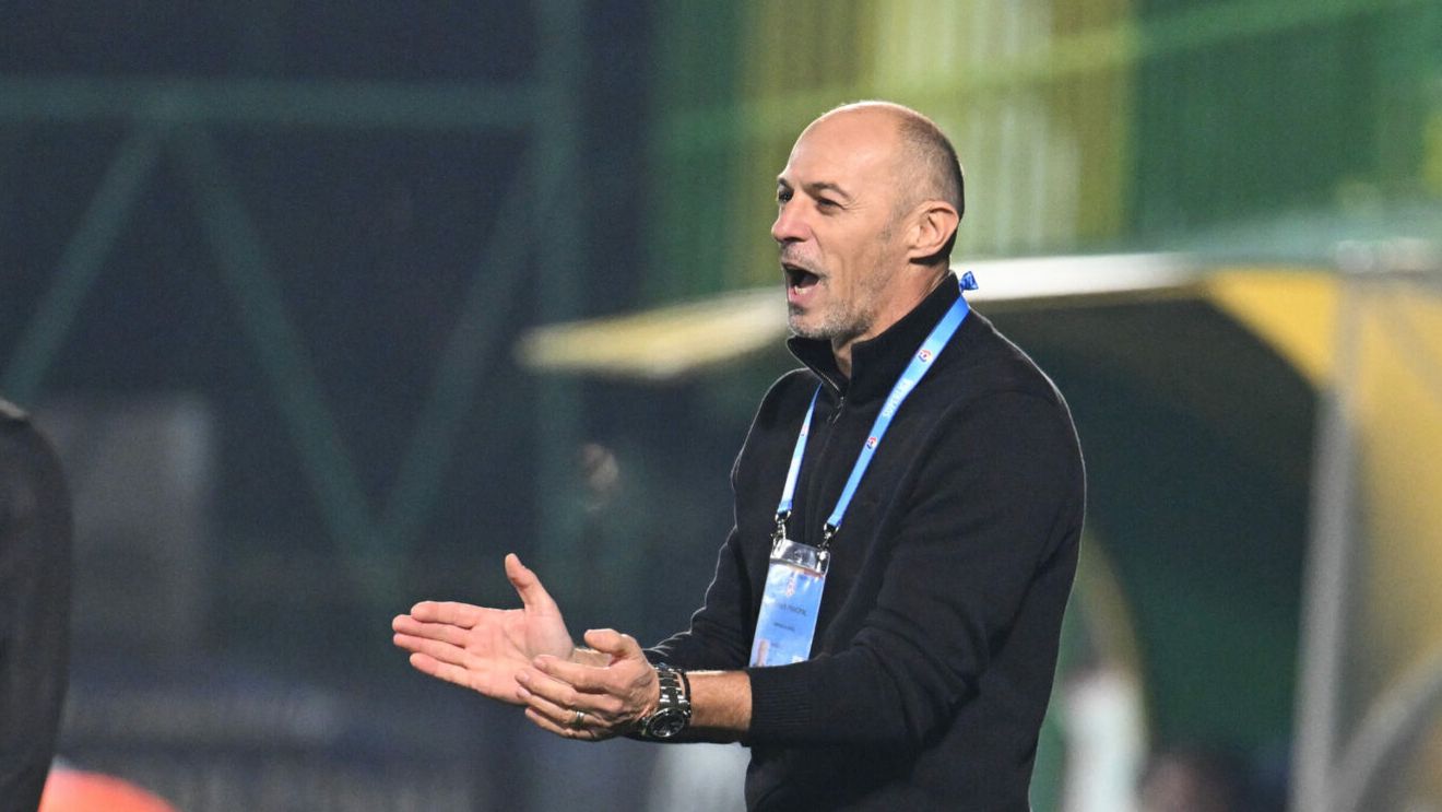 Ritualul secret al lui Bogdan Andone, antrenorul nou-promovatei care a speriat Superliga: „Fără telefon”