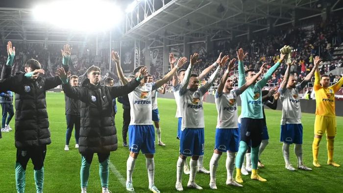 Scandal înainte de Farul - FCSB din cauza biletelor la meci! Fotbaliștii lui Gică Hagi, furioși pe conducere pentru că au primit mai puține tichete decât le-ar fi fost promise: „Numai mie mi-au cerut 50-60 de persoane!” | EXCLUSIV
