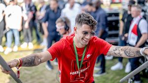 Ungurii sunt fericiți și ne-au dat încă o lovitură la fotbal! Vedeta lor a fost transferată cu 70 de milioane de euro de Liverpool