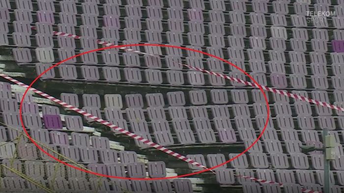 Imagini greu de crezut de pe al doilea cel mai mare stadion al României! Tribuna a luat-o la vale. FOTO | Contra anunța că naționala ar putea juca un meci pe această arenă