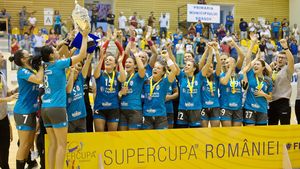 CSM București renaște după un sezon complet ratat! „Tigroaicele" au câștigat Supercupa României și promit din nou un sezon de Top 4 în Europa. Nora Mork s-a accidentat!