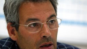 Teixeira dat afara, Sandoi ofertat