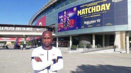 Îl mai știți pe Okunowo? Drama prin care a trecut fostul dinamovist și de ce n-a convins pe Camp Nou