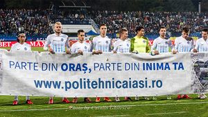 Prunea îl atacă din nou pe primarul Iașiului. CSM Poli își continuă activitatea cu bani de împrumut. "Cine vrea să o distrugă, să iasă să spună"