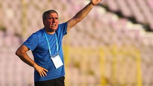 Hagi: "Am avut șansă și am câștigat. Ne prezentăm din ce în ce mai bine." Despre Ianis: "Au vrut să-l umilească acum trei ani!"