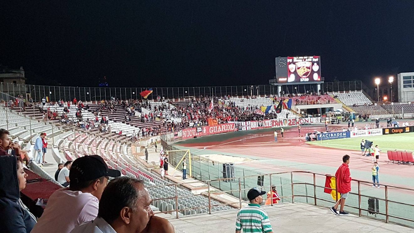 Mihai Stoica a văzut "Ștefan cel Mare" gol la meciul cu Sepsi, apoi a trecut la ironiile obișnuite: "E mai multă lume acolo, au amandine bune"